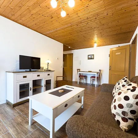 - Rindalphorn Apartamento Steibis